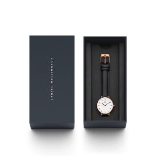 ĐỒNG HỒ NỮ CAO CẤP D.W PETITE ROMAN NUMERALS DÂY DA MẶT TRÒN 5
