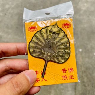 Lá bồ đề Đức Phật mạ vàng giá sỉ - giá bán buôn, lì xì Tết.