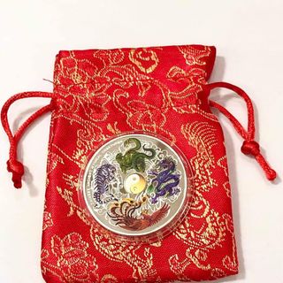 Sỉ xu tứ linh mạ bạc in màu 3D tặng kèm túi gấm đỏ, lì xì Tết. giá sỉ - giá bán buôn