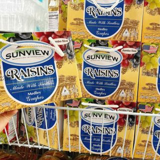 Nho Raisins Nhập Mỹ Hộp Giấy Màu Vàng 500G