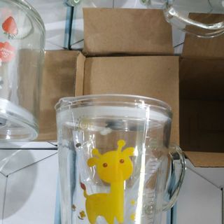 Cốc, Ly chịu nhiệt thủy tinh chia vạch có nắp tránh đổ nước 350ml - Ly em bé chia vạch giá sỉ