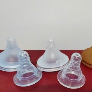 Núm ti cổ rộng (hàng bán xá đã bọc nilon)