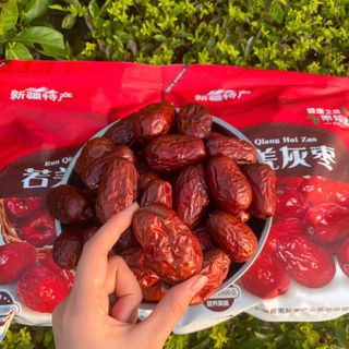 1 thùng Táo đỏ Hoà Điền size 8-9 quả/gram