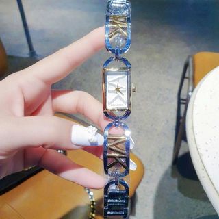 ĐỒNG HỒ NỮ THỜI TRANG M KORS DÂY LẮC MẶT CHỮ NHẬT LOGO HÃNG 2