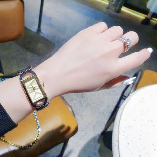 ĐỒNG HỒ NỮ THỜI TRANG M KORS DÂY LẮC MẶT CHỮ NHẬT LOGO HÃNG 2