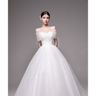 Hiền Khôi Couture - Chắp Cánh Cho Những Giấc Mơ Cưới của Cô Dâu Việt Kiều