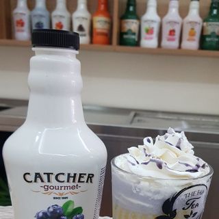 Sốt việt quất hiệu Catcher chai 1.3kg