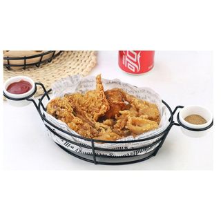 Giỏ đựng đồ ăn vặt kèm 2 cốc đựng sốt