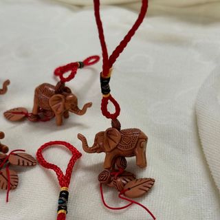 Dây treo phong thủy hình con voi xinh