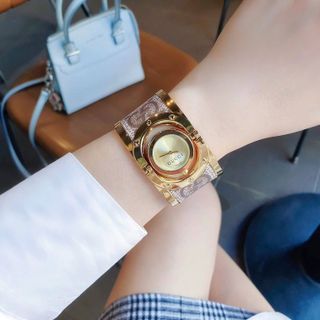 ĐỒNG HỒ NỮ CAO CẤP GU CII BẢNG VÒNG TAY SIÊU ĐẸP