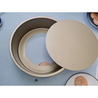 khuôn tròn đế rời chống dính màu vàng siêu đẹp nhiều size
