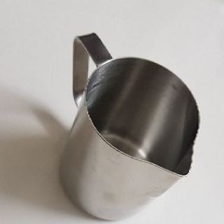 Ca đánh sữa/ rót sữa tạo hình 350ml