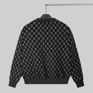 áo sweater màu đen in toàn thân logo thêu tay dài