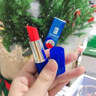 Son dưỡng môi Vitamin E TháiLan