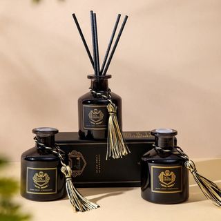 Nuoc thơm phòng đủ mùi