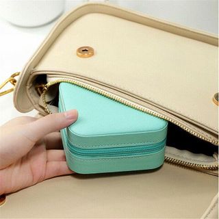 HỘP ĐỰNG TRANG SỨC MINI NHIỀU NGĂN TIỆN LỢI CHO NỮ LD009 - LADY'S PASSION