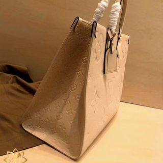 LV ONTHEGO - Sang trọng, đẳng cấp