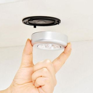 ĐÈN LED DÁN TƯỜNG 4 BÓNG SIÊU SÁNG ĐA NĂNG GD110 - LADY'S PASSION
