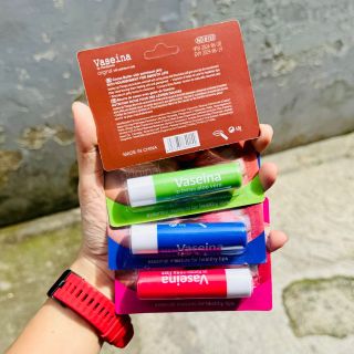 Son dưỡng môi Vaseline trái cây