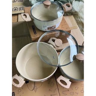 Nồi nhật 22cm