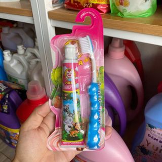 KEM ĐÁNH RĂNG PIKKA TRẺ EM TẶNG KÈM BÀN CHẢI ĐÁNH RĂNG L037 - LADY'S PASSION