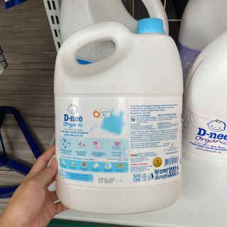 NƯỚC GIẶT XẢ QUẦN ÁO CHO BÉ DNEE CAN 3000ML L035 - LADY'S PASSION