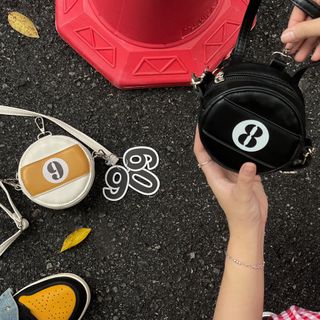 Túi đeo chéo số 8 số 9 dùng cho cả nam, nữ