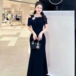 Đầm đuôi cá trễ vai kèm phụ kiện sang trọng hàng cao cấp