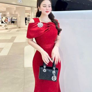 Đầm đuôi cá trễ vai kèm phụ kiện sang trọng hàng cao cấp