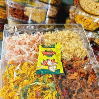 Khô mix 4 loại ( Heo - Mực - Gà - Chà bông)