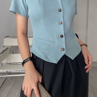 Áo nữ kiểu dáng croptop tay ngắn