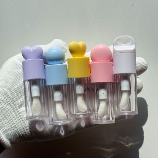 Vỏ PET Chai ống Son bóng nước với nhiều kiểu cọ và nắp đa dạng siêu cute 4ml , vỏ dày dặn ( Hàng giá tận Xưởng )