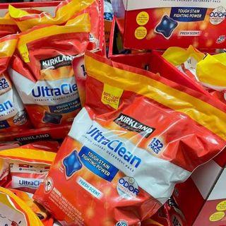 Mẫu mới viên giặt dạng túi . Viên giặt Kirkland Ultra Clean 152 viên 3.04kg của Mỹ