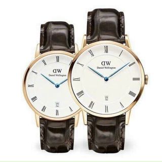 ĐỒNG HỒ NAM NỮ CAO CẤP D.W DAPPER DÂY DA KÈM TEM KÍCH HOẠT ĐIỆN TỬ