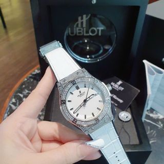SALE NHANH ĐỒNG HỒ NAM CAO CẤP HUB MÁY PIN NHẬT DÂY DA BỌC CAO SU VIỀN ĐÁ 3