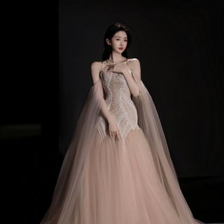 Đặt May Váy Cưới Cao Cấp Tại xưởng may áo cưới Hiền Khôi – Định Nghĩa Mới Của Sự Hoàn Hảo Cho Ngày Trọng Đại