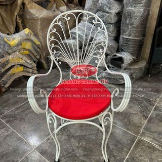 Ghế sắt hoa văn ngoài trời ghế sắt đuôi cong ghế sắt cafe cao cấp giá rẻ