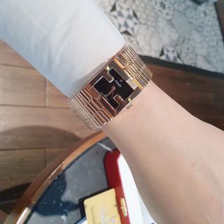 ĐỒNG HỒ NỮ THỜI TRANG FENZI DÂY BẢNG MẶT VUÔNG 13