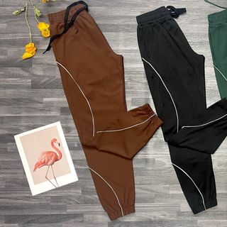 Quần jogger nữ
Chất liệu: thun poly 2 da
Size: MLXLXXL