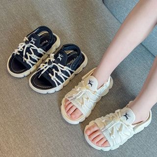 Giày Sandal Bé Gái Quai Ngang Canvas Siêu Nhẹ Dây Rút Mẫu Mới Cho Bé Từ 3 - 10T (XG013)