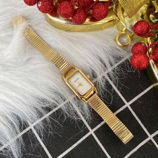 Đồng Hồ Đeo Tay Nữ San Moritz SM6688G Mặt Kính Cường Lực