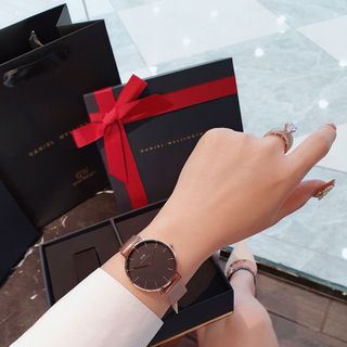 SET ĐỒNG HỒ CAO CẤP D.W QUÀ TẶNG LƯỚI VÀ CUFF