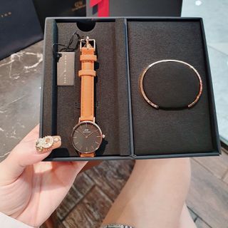 SET ĐỒNG HỒ CAO CẤP D.W QUÀ TẶNG DA VÀ CUFF