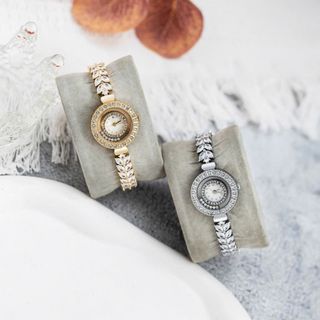 Đồng hồ lắc nữ 8304 mặt tròn chính hãng đeo tay thời trang