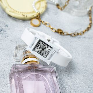 Đồng hồ nữ dây cao su Bolun mặt vuông chính hãng đeo tay thời trang