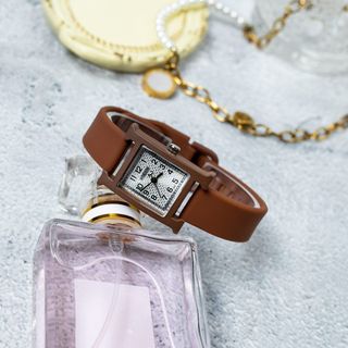 Đồng hồ nữ dây cao su Bolun mặt vuông chính hãng đeo tay thời trang