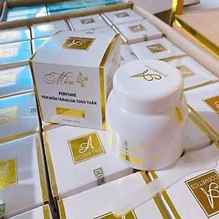 Kem dưỡng trắng da Body Mềm Acosmetics 250g