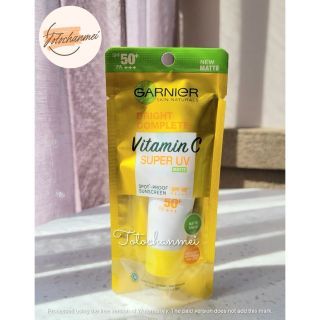 Kem chống nắng Gar ni er kiềm dầu sáng da 15ml