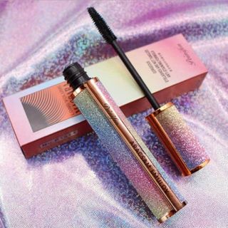Mascara Cầu Vòng Long Volume Peiyen