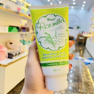 Sửa rửa mặt gạo Thái Lan Civic Rice Milk 180ml